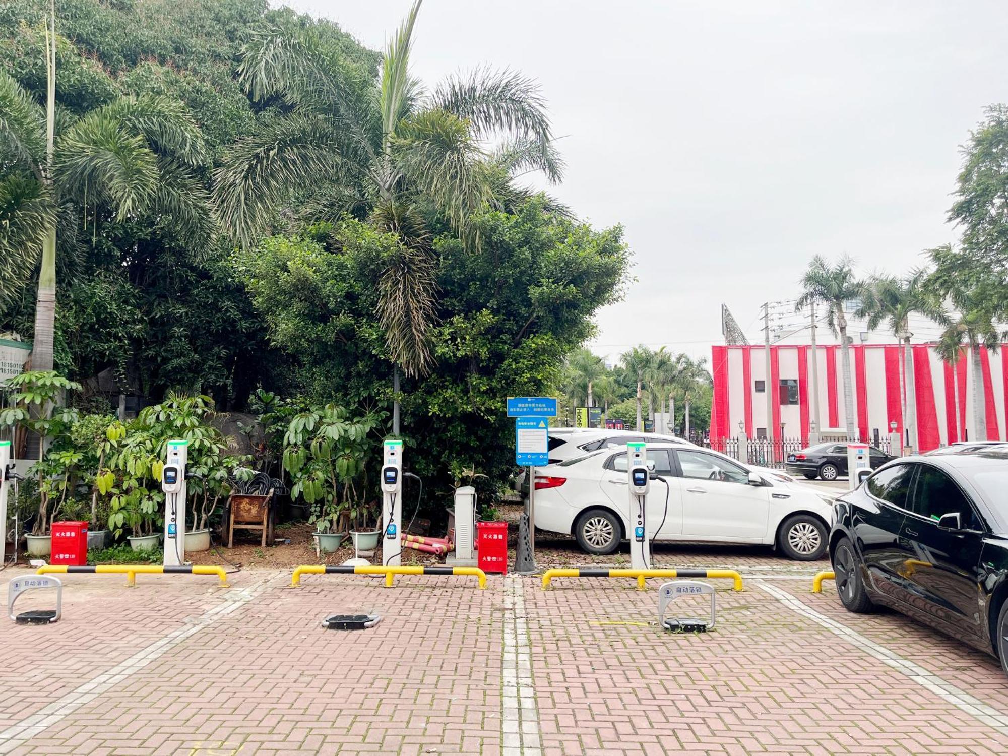 シアメン フーリー イーハオ ホテル 廈門市 エクステリア 写真